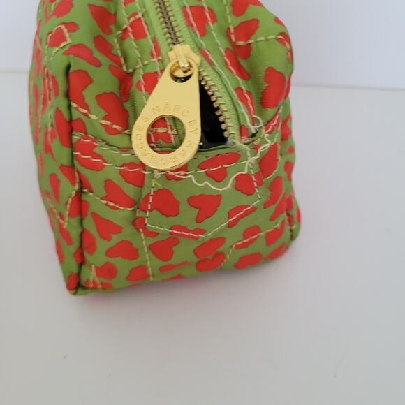 Marc Jacobs Work Supply Cosmetic Pouch Bag Medium Green Red Hearts Zip Nylon - Picture 5 of 10